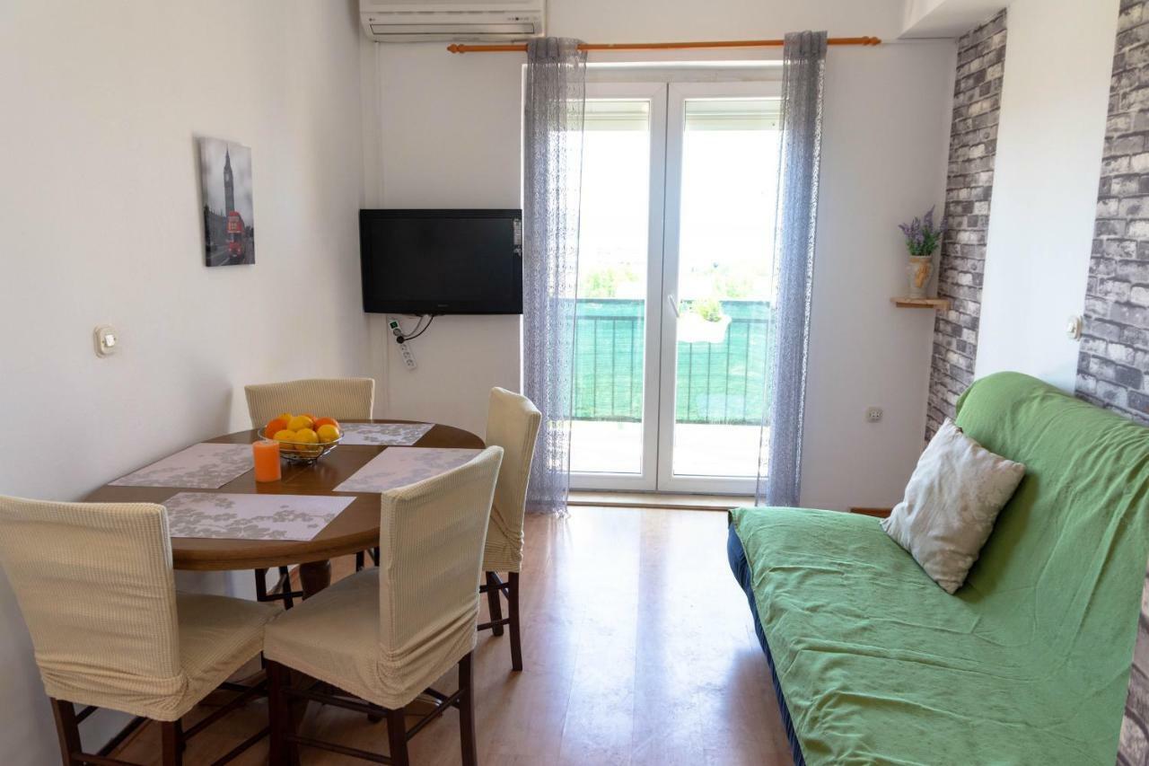 Apartment Antonio Kastela